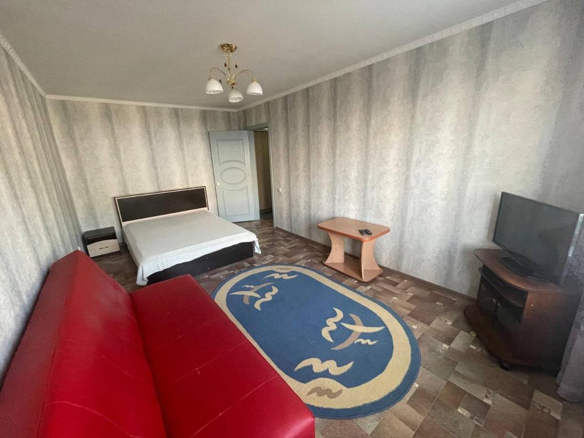 1-Комнатная Квартира В Центре! Petropavlovsk Bagian luar foto